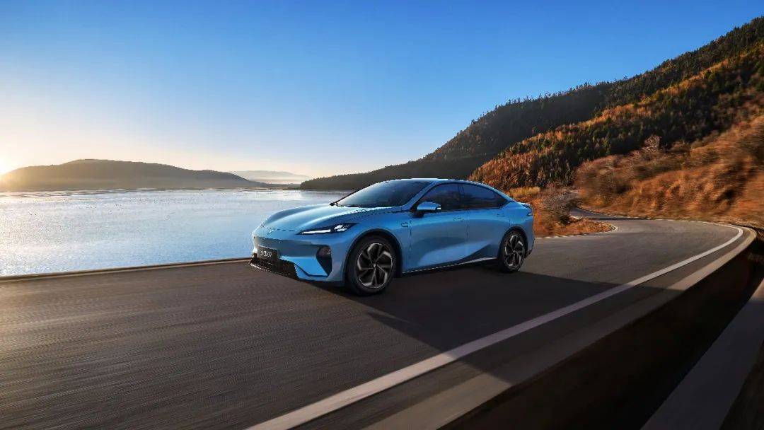 限時價13.59萬起,26款深藍L07上市!