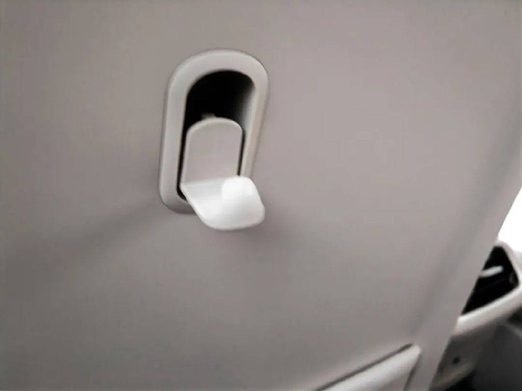 冰箱彩電大沙發(fā)+超低油耗,東風風神L8能否卷動15萬級市場?