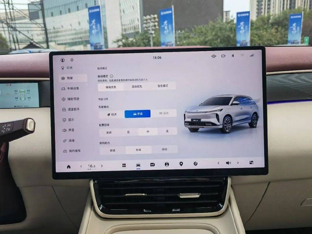 冰箱彩電大沙發(fā)+超低油耗,東風風神L8能否卷動15萬級市場?