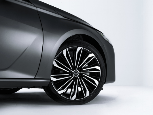 東風(fēng)日產(chǎn)天籟PLUS公告圖發(fā)布,新能源感設(shè)計(jì)驚艷亮相!