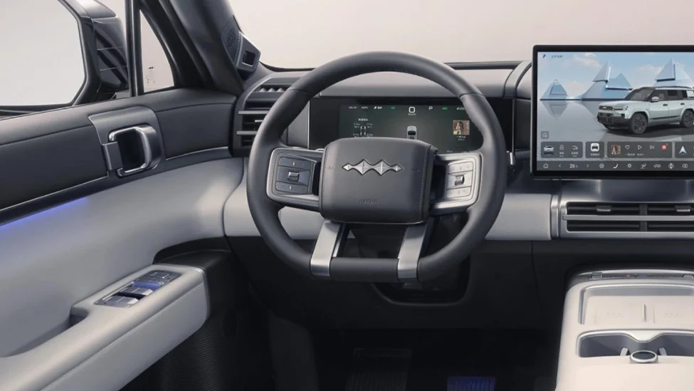 自研音響、可外接平板電腦,比亞迪方程豹鈦7更多內飾官圖公布 自研音響、可外接平板電腦,比亞迪方程豹鈦7更多內飾官圖公布