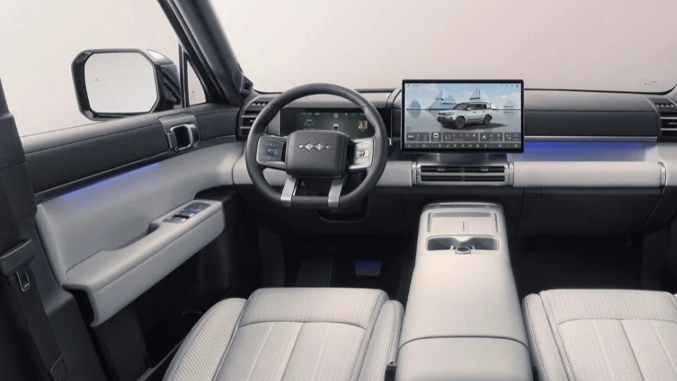 自研音響、可外接平板電腦,比亞迪方程豹鈦7更多內飾官圖公布 自研音響、可外接平板電腦,比亞迪方程豹鈦7更多內飾官圖公布