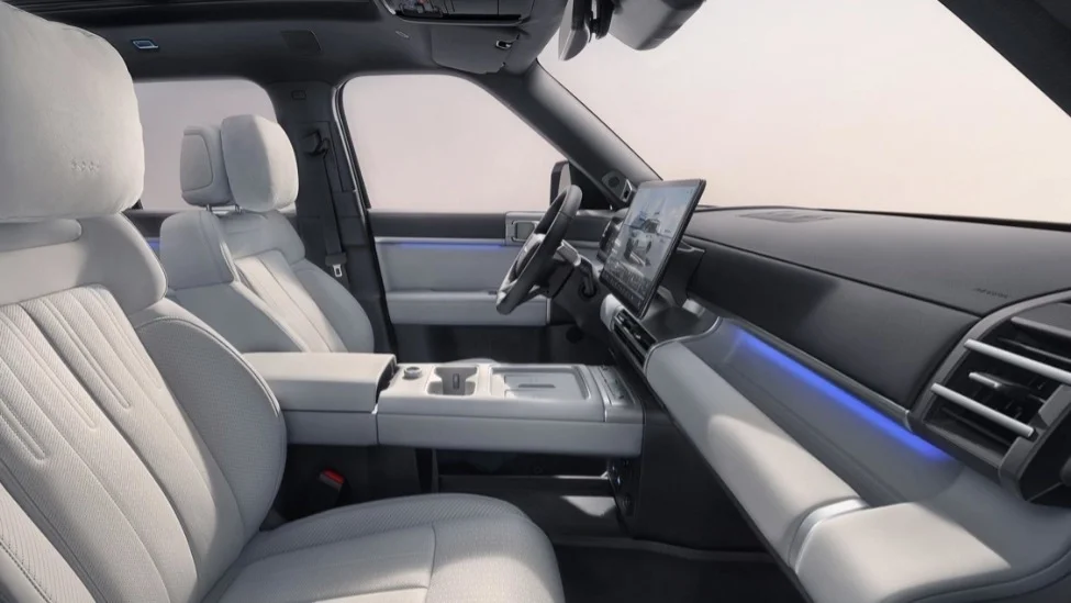 自研音響、可外接平板電腦,比亞迪方程豹鈦7更多內飾官圖公布 自研音響、可外接平板電腦,比亞迪方程豹鈦7更多內飾官圖公布