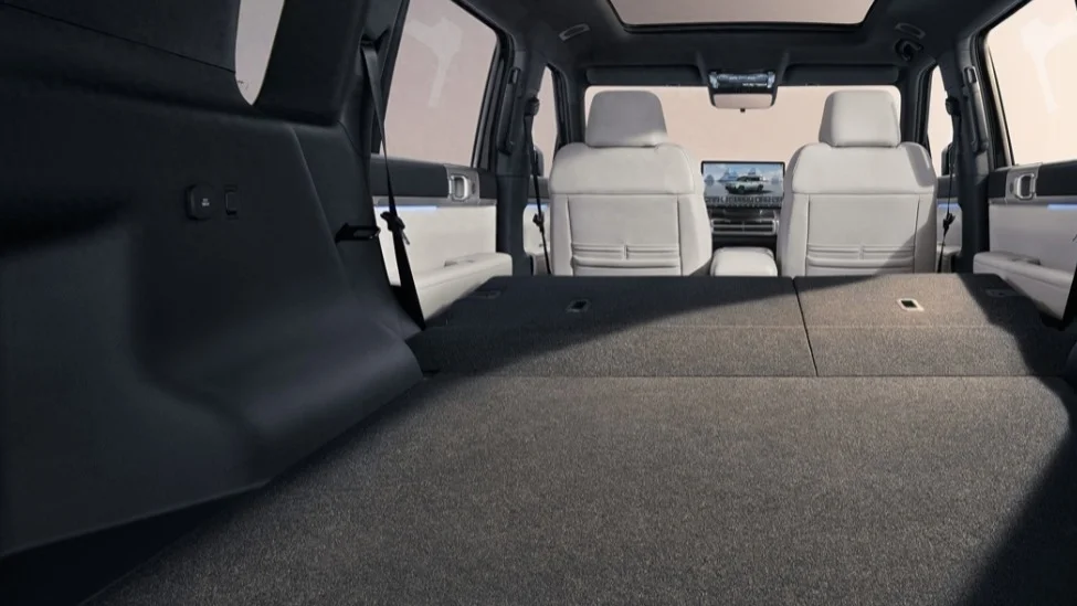 自研音響、可外接平板電腦,比亞迪方程豹鈦7更多內飾官圖公布 自研音響、可外接平板電腦,比亞迪方程豹鈦7更多內飾官圖公布