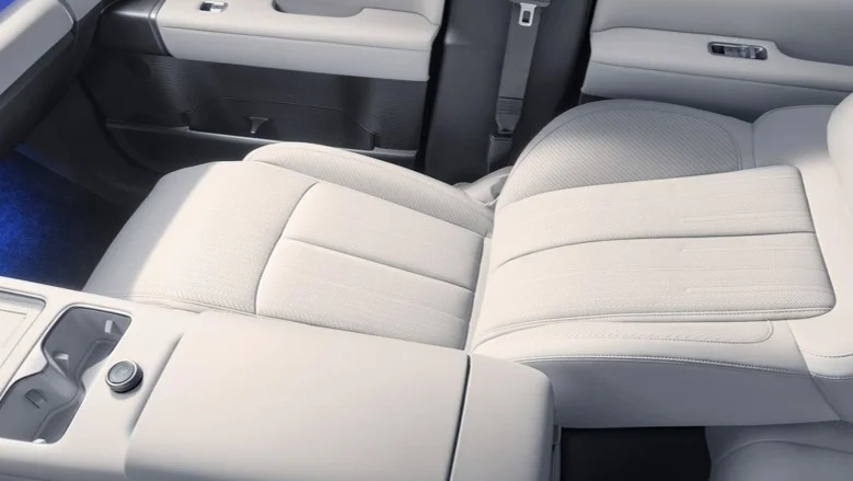 自研音響、可外接平板電腦,比亞迪方程豹鈦7更多內飾官圖公布 自研音響、可外接平板電腦,比亞迪方程豹鈦7更多內飾官圖公布