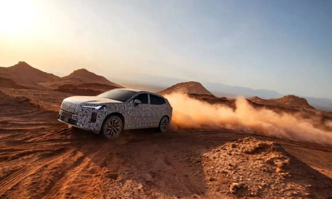 沃爾沃,填補了“豪華電混”的空白