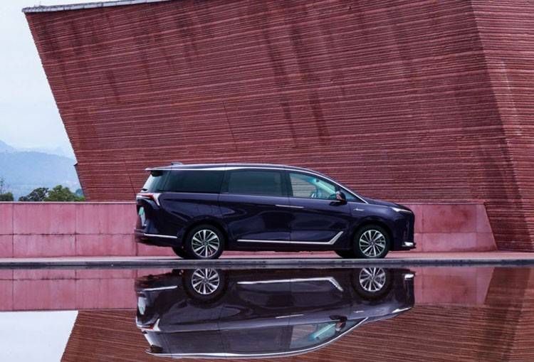 硬核升級,全維進階!二代哈弗H9勇士版21.49萬元起售