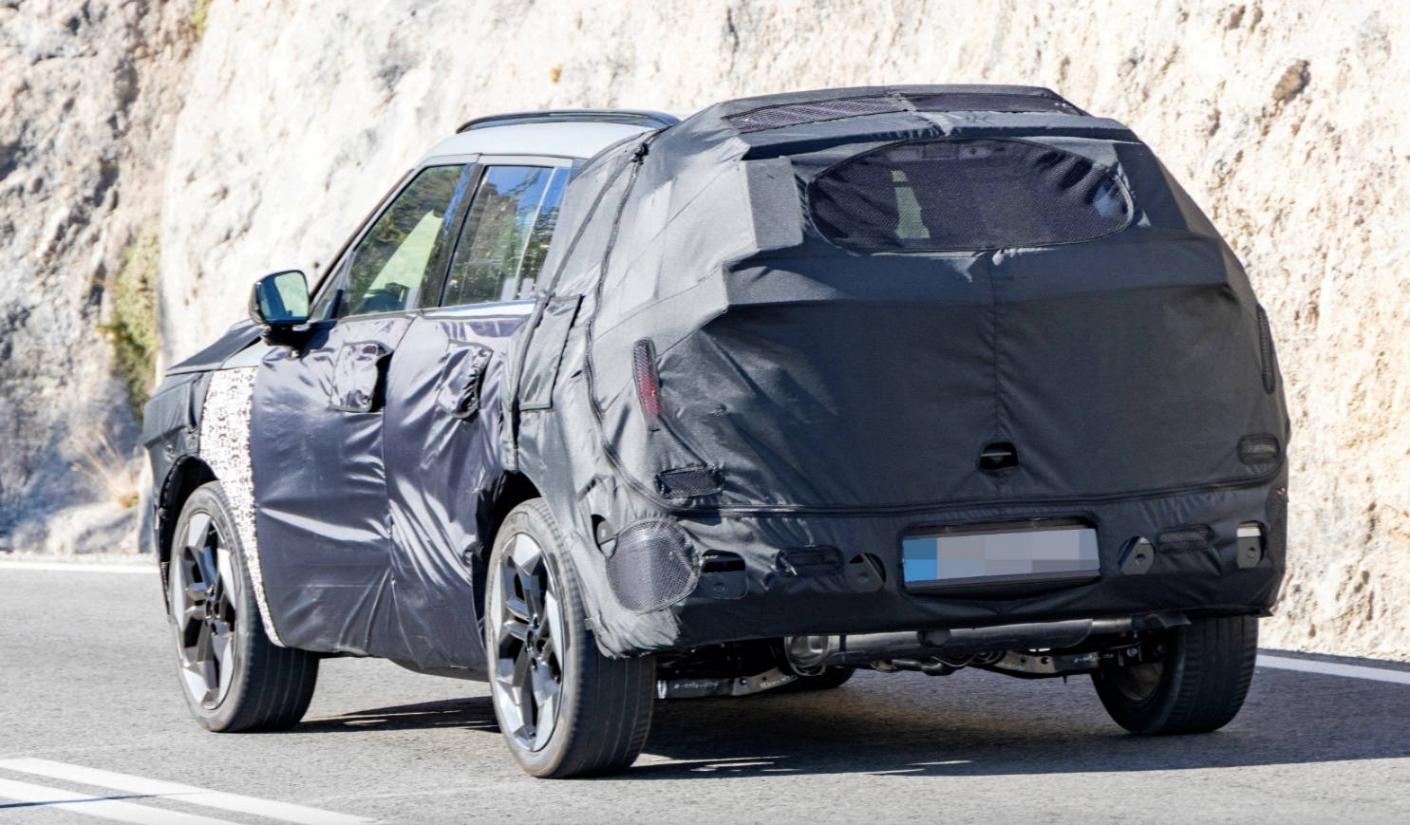 全新方盒子造型 采用混動與插混動力 現代新一代途勝諜照曝光