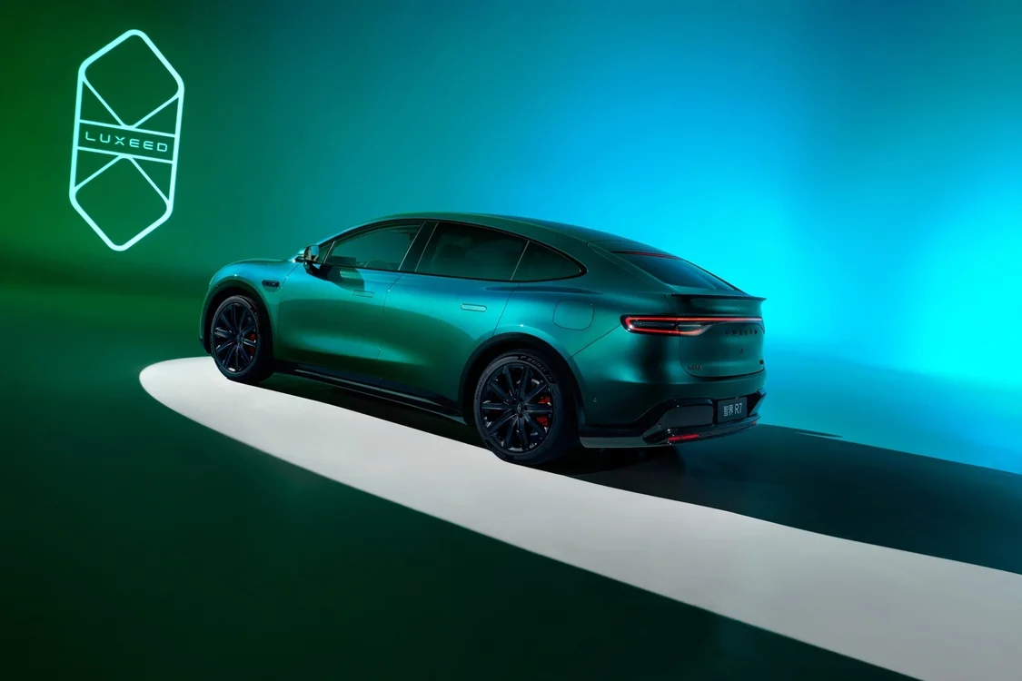 智界包含ADS 4.0特性的版本已報備通過,產品總監稱很快啟動推送