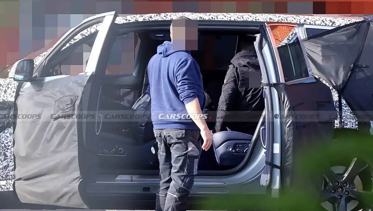 勞斯萊斯同款對開車門 捷尼賽思GV90最新諜照曝光