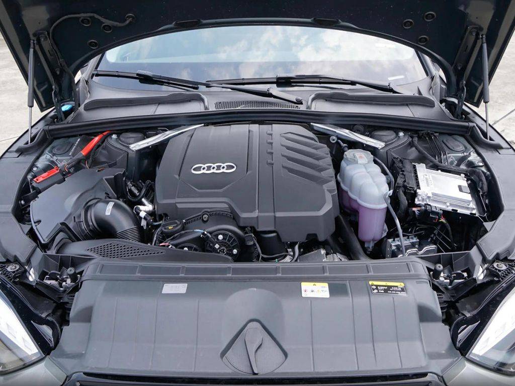 還買奧迪A5L?進(jìn)口奧迪A5已低至24萬多,動(dòng)力更強(qiáng)、純進(jìn)口