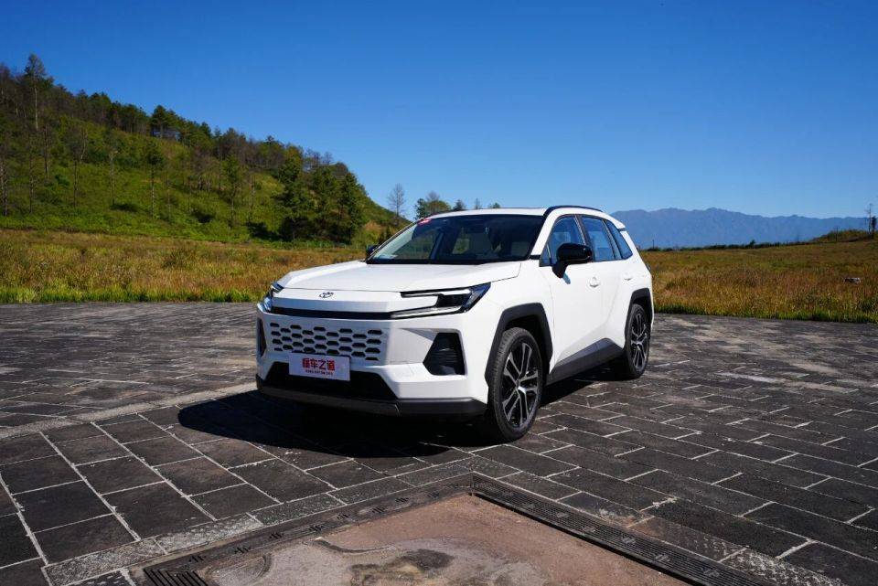 合資SUV銷冠發力,廣汽豐田全新威蘭達售16.98萬起