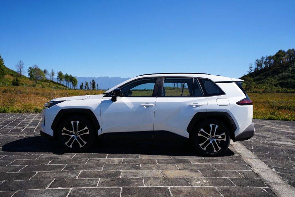 合資SUV銷冠發力,廣汽豐田全新威蘭達售16.98萬起