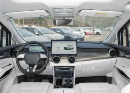 東風風行游艇PHEV上市 售15.49-15.99萬元 東風風行游艇PHEV上市 售15.49-15.99萬元