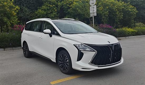 東風風行游艇PHEV上市 售15.49-15.99萬元 東風風行游艇PHEV上市 售15.49-15.99萬元