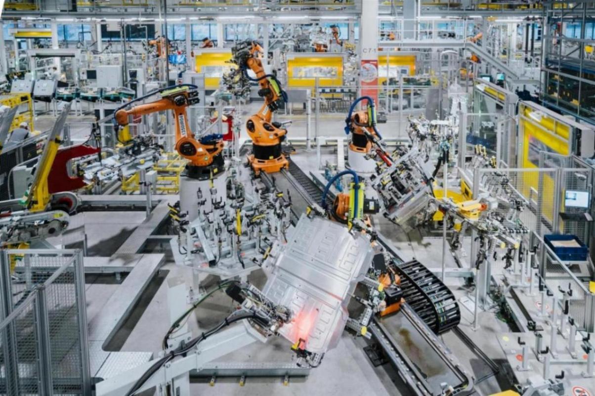 跨國企業,開始為中企“代工” 跨國企業,開始為中企“代工”