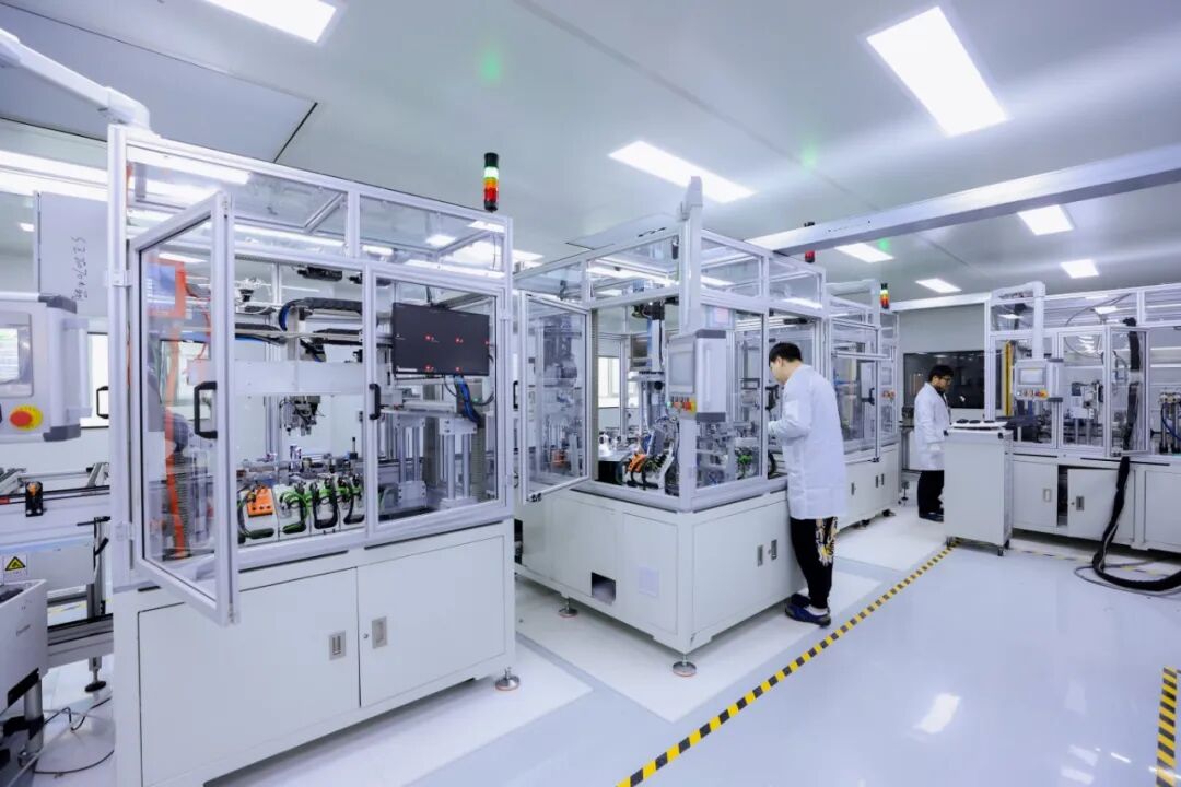 意優科技全球首條關節自動化產線投產 意優科技全球首條關節自動化產線投產