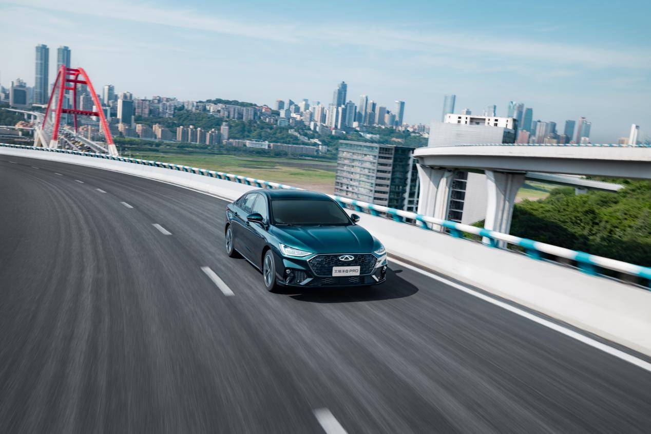 艾瑞澤8 PRO:新手的最佳伴侶:以智能為盾,赴山海之約