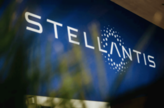 在美國底特律的汽車圈,曾經(jīng)的混合辦公正在被打破