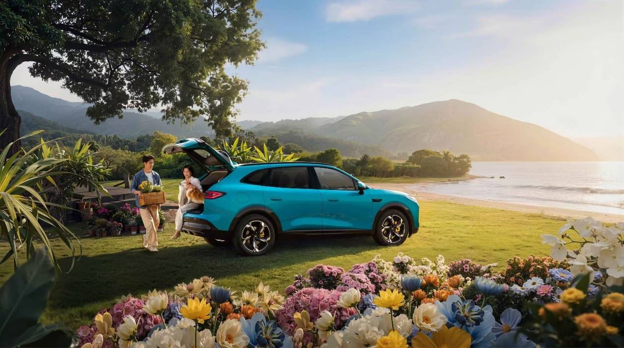 油耗低 效率高 不用插電也省油 吉利i-HEV智擎混動技術價值何在?