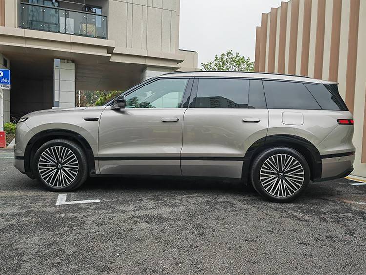 重奪高端新能源領域的話語權 靜態體驗上汽大眾ID.ERA 9X