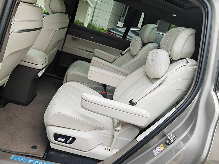 重奪高端新能源領域的話語權 靜態體驗上汽大眾ID.ERA 9X