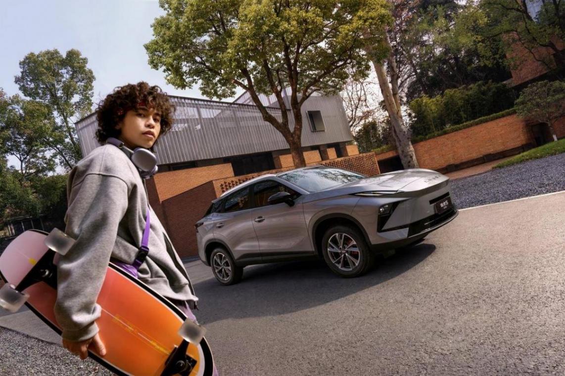 問鼎雙百萬 雙虎耀全球 奇瑞瑞虎7 & 瑞虎5新品全球上市